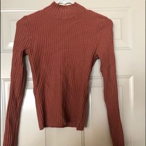 Forever 21 sweater rust crop long sleeve M
